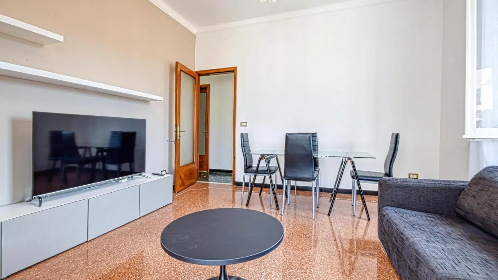 3 Bedroom Stunning Apartment In Sestri Levante 0*,  Italy