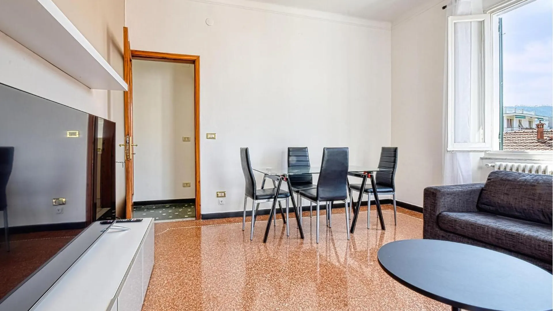 3 Bedroom Stunning Apartment In Sestri Levante